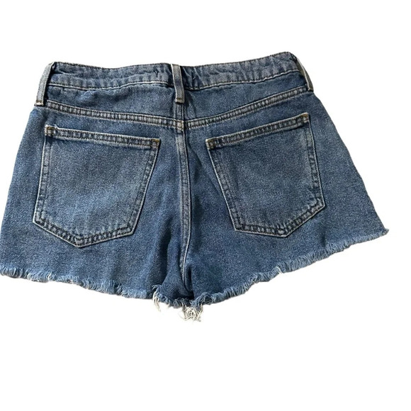 Forever 21 women's size 25 distressed cutoff jean shorts - Picture 2 of 3